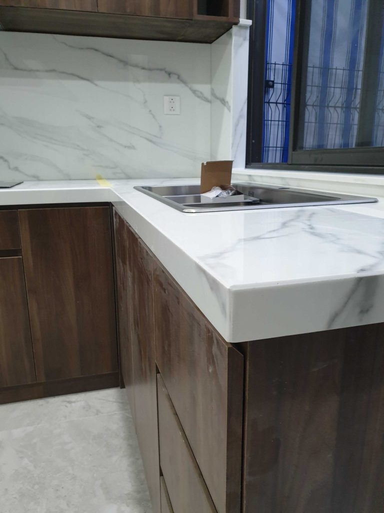 Thi công đá trắng sứ Nhà phố vườn số 119 - Phân khu Aquaria - Waterpoint