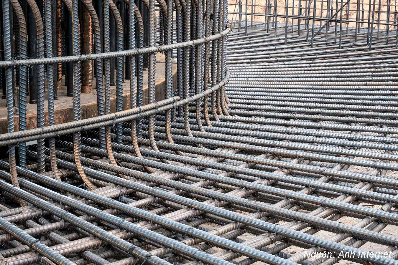Đặc Điểm Kiến Trúc Hiện Đại Việt Nam: Tạo Hóa Trong Điều Kiện Khí Hậu Độc Đáo — ảnh 3